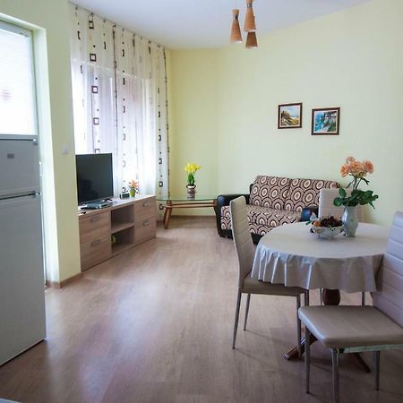 Apartcomplex Ritza Saints Constantine and Helena Exterior photo